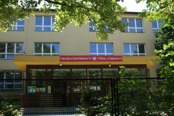 Szkoła Podstawowa nr 3 im. Mikołaja Kopernika w Wieliczce 